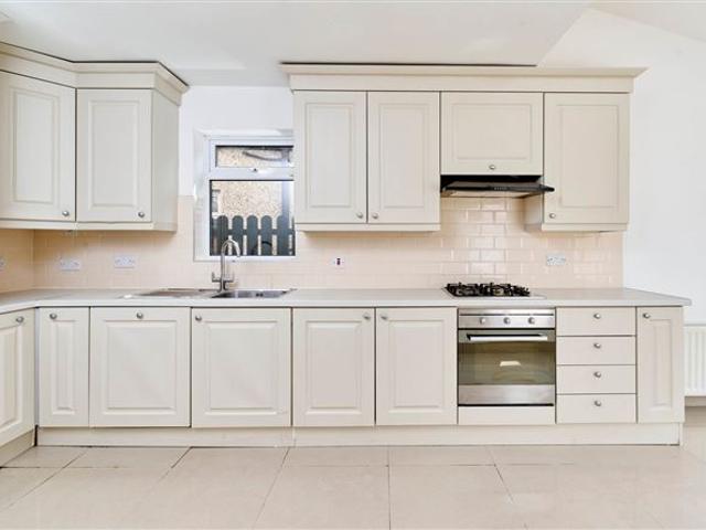 17 Charnwood Lawn, Clonsilla, Dublin 15, County Dublin Flynn & Associates Castleknock 4938 MyHome. Ie Residential