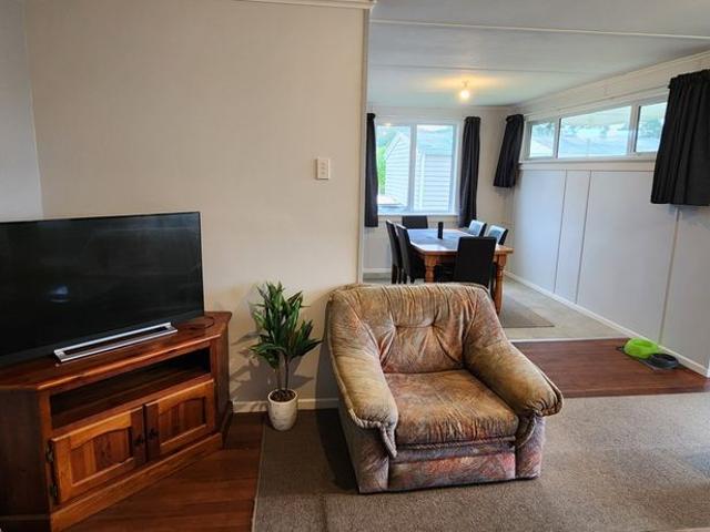 17 Cumming Street, Okato, New Plymouth