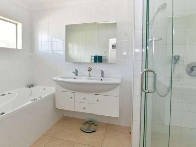 17 Dalton Road, 11029, Rodney