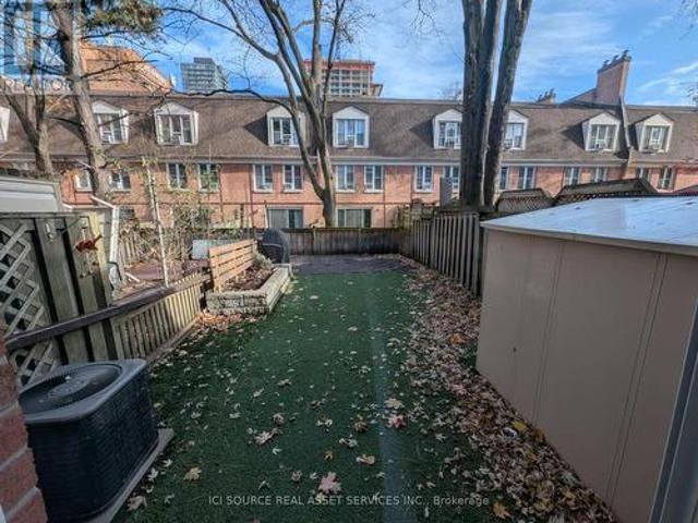 17 Douville Court, Toronto, ON, M5A 4E7 house for lease | Listing ID C13468 | Royal LePage