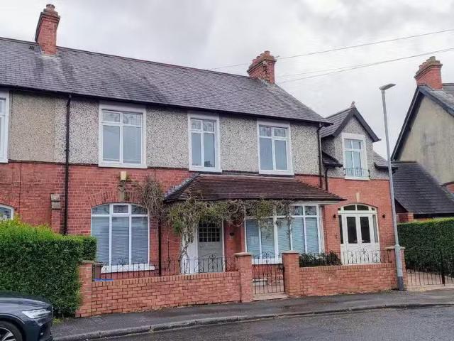 17 Dundela Gardens