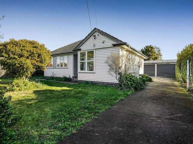 17 Ealing Street, Northcote, Christchurch City