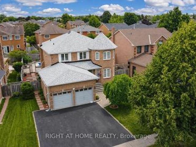 17 Eaton Street, Halton Hills, ON, L7G 5L4 house for sale | Listing ID W13535 | Royal LePage