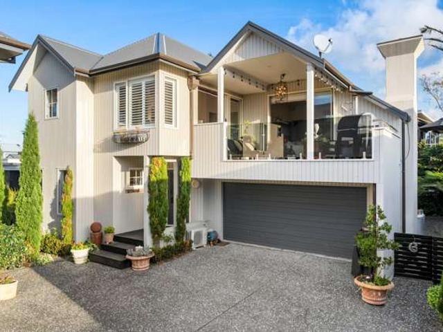 17 Governors Heights, Whangamata, Thames Coromandel
