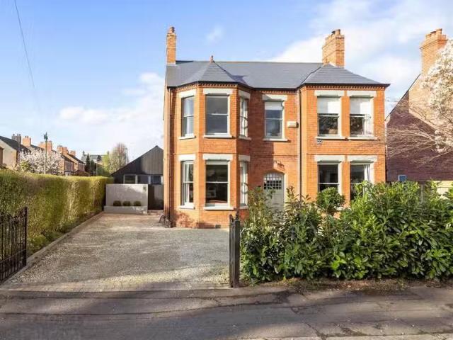 17 Green Road