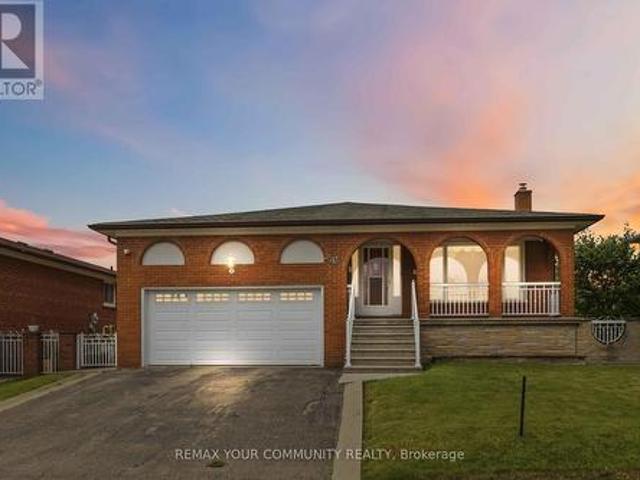 17 Harris Crescent, Vaughan, ON, L4L 1R7 house for sale | Listing ID N13448 | Royal LePage