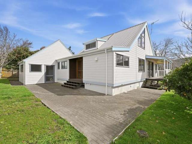 17 Hodgkins Street, Pukehangi, Rotorua