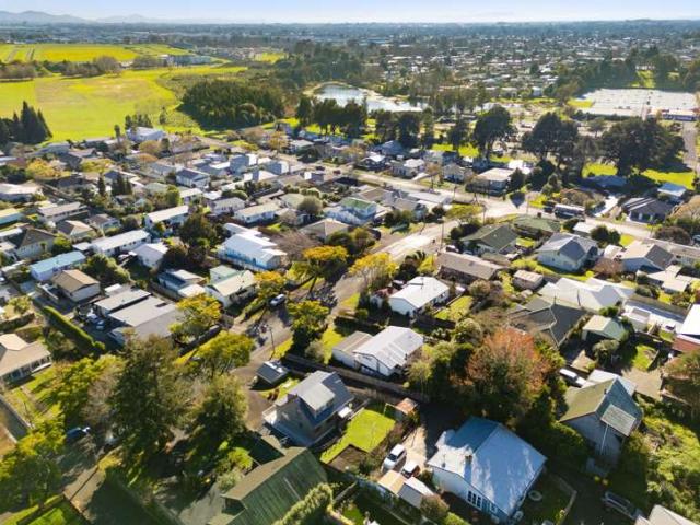 17 Huia Avenue, Forest Lake, Hamilton City