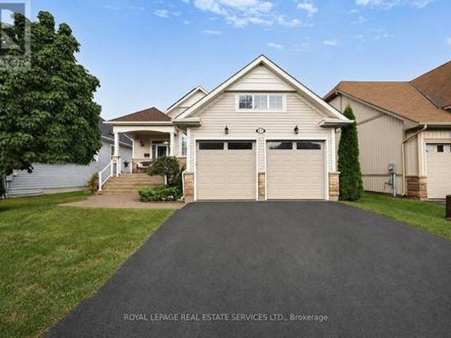 17 Leeward Circle, Wasaga Beach, ON, L9Z 0E9 house for sale | Listing ID S13673 | Royal LePage