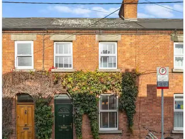 17 Leinster Place, Dublin 6, Rathmines, Dublin 6, D06K6F9 is f.