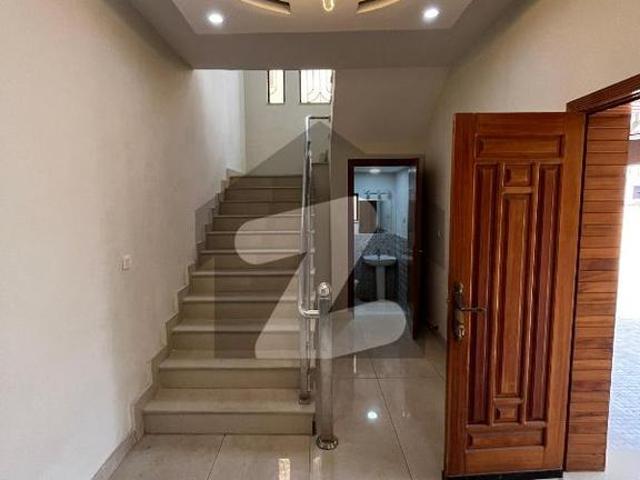 17 marla 5 bedroom house available for rent askari 10