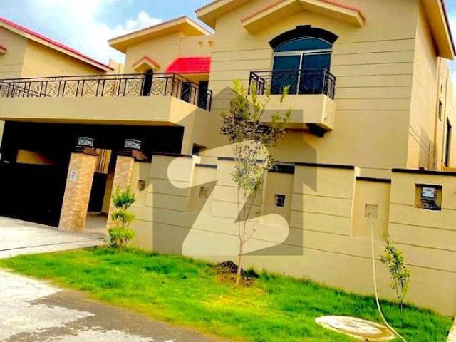 17 Marla 5 Bedroom's Tile Flooring Brigadier House For Sale | Askari 10 Lahore Cantt | @nusratestate