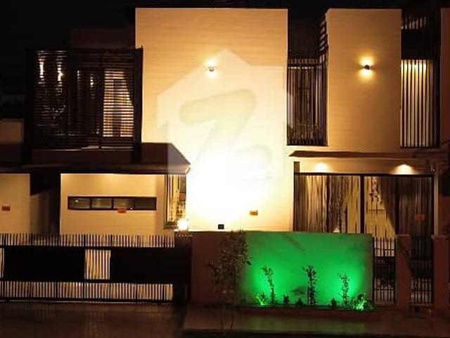 17 Marla Designer House For Sale