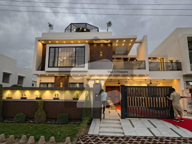 17 Marla Luxurious House For Sale In Buch Villas Multan