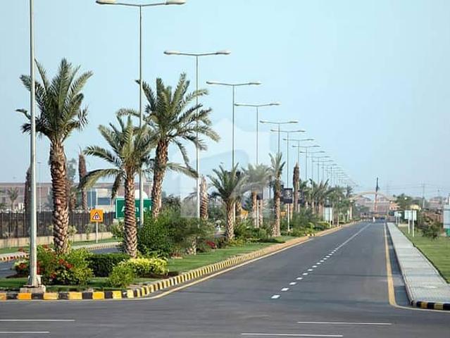 17 Marla Prime Location Plot On 80' Feet Wide Road Available For Sale In Paradise Valley 1, Canal Road Faisalabad
