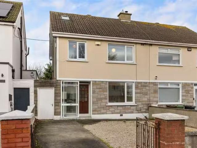 17 Meadow View, Churchtown, Dublin 14, D14 T998