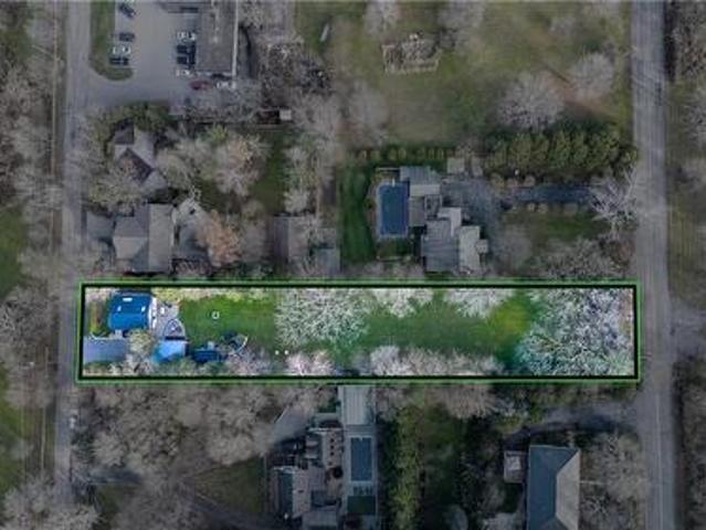 17 Meadowcreek Lane, Cambridge, ON, N3H 4R8 house for sale | Listing ID 40701 | Royal LePage