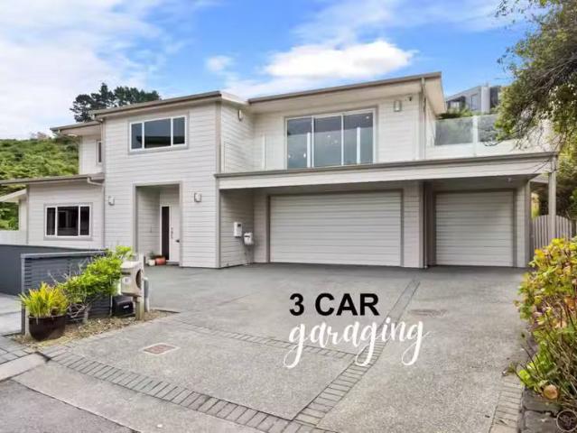 17 Oceanview Terrace, Tirohanga, Lower Hutt City For Sale