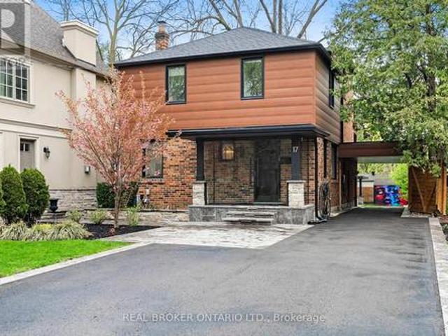 17 Old Oak Road, Toronto, ON, M9A 2V9 house for lease | Listing ID W13545 | Royal LePage