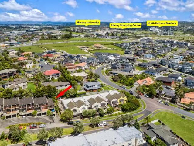1/7 Panill Place, Albany, North Shore City