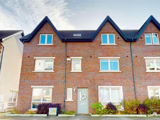 17 Parkside Boulevard, Balgriffin, Dublin 13