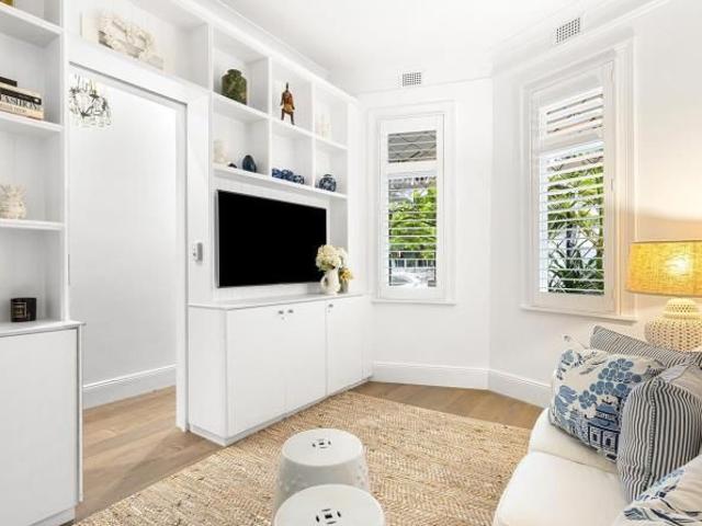 Fully Furnished Luxury Harbourside Living Steps to Double Bay Village and Beach