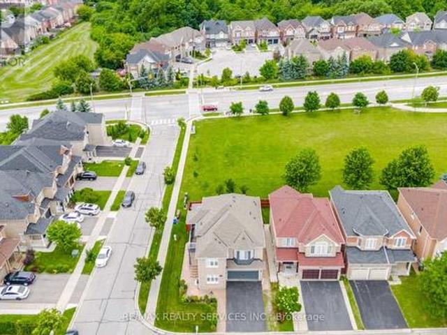17 Pefferlaw Circle, Brampton, ON, L6Y 0K2 house for sale | Listing ID W13551 | Royal LePage