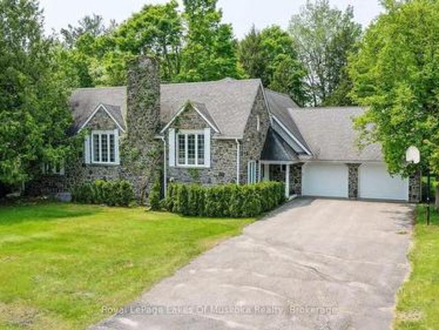17 Sadler Drive, Bracebridge. Monck Bracebridge, ON, P1L 1K5 house for sale | Listing ID X12198 | Royal LePage