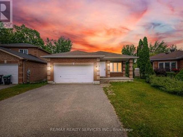 17 Sydenham Wells, Barrie, ON, L4M 6R3 house for sale | Listing ID S13424 | Royal LePage