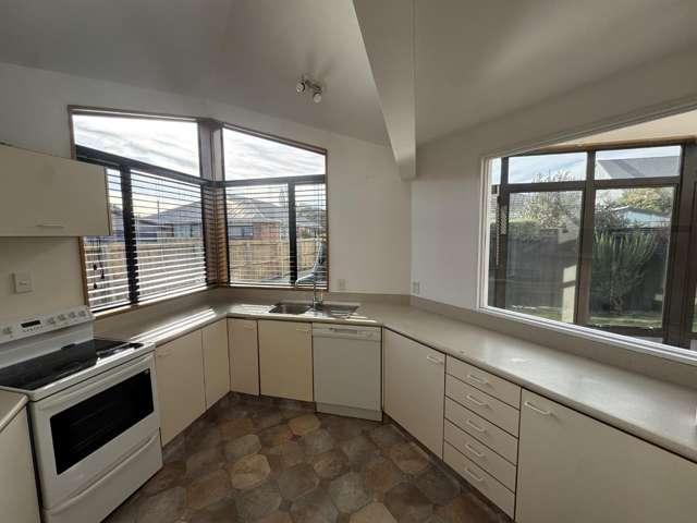 17A Wittys Road, Avonhead, Christchurch City