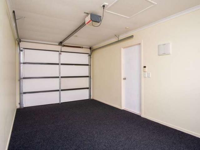 17A Vina Place, Massey, Waitakere City