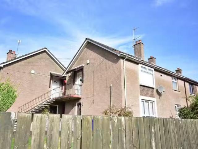 17b Greenpark Drive