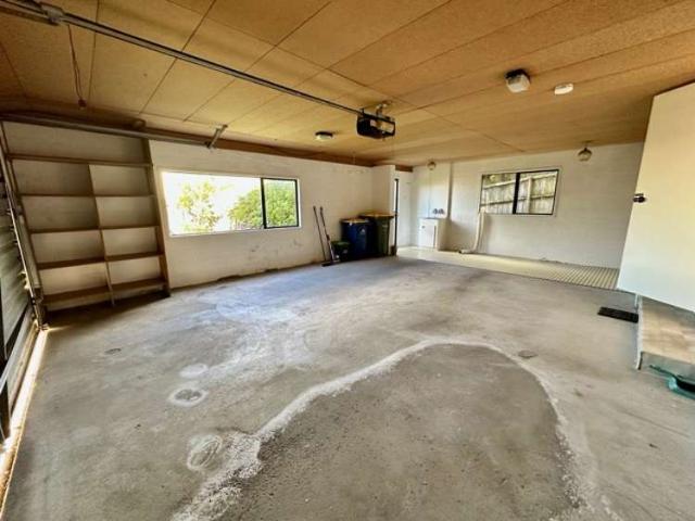 17B Deep Creek Rd, Browns Bay, North Shore City