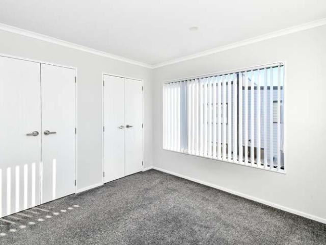 17E Brightwell Street, Papakura