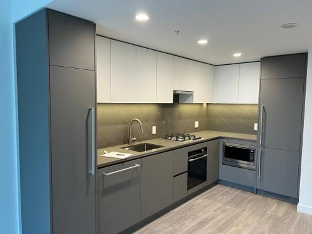 17Xx 2135 Springer Ave Avenue, Burnaby, BC, V5B 2Z6 lease for lease | Listing ID R3140 | Royal LePage