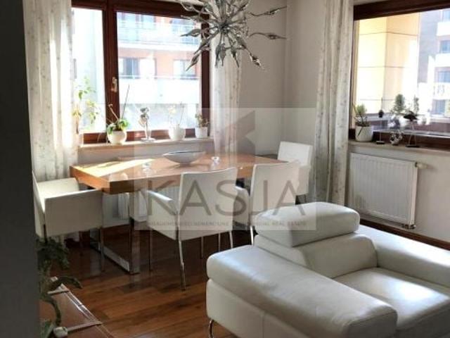 140572 65 m², Kraków