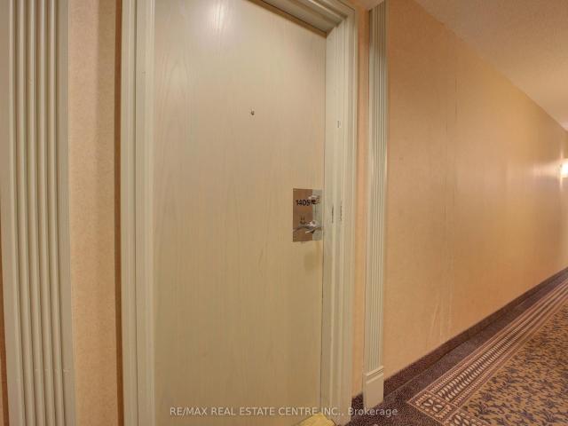 1405 Webb Drive S N, Mississauga | For Sale @ $569,000 | Condos. Ca
