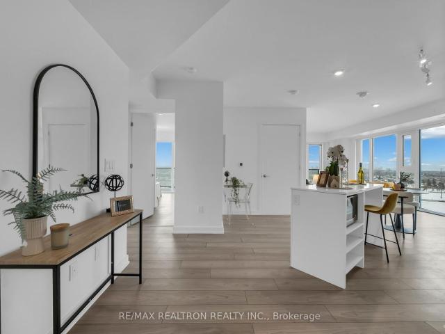 1405 8 Tippett Road, North York | Sold, C12802 | Condos. Ca