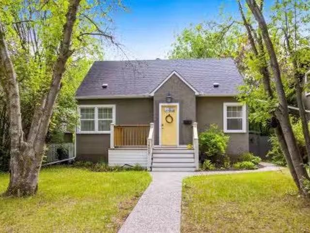 14007 104 Avenue, Edmonton, AB, T5N 0W7 house for sale List.