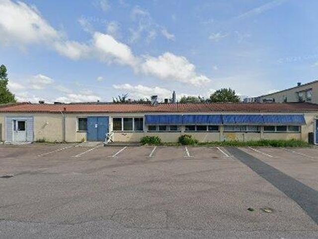 1400 m2 lager uthyres i Falkenberg