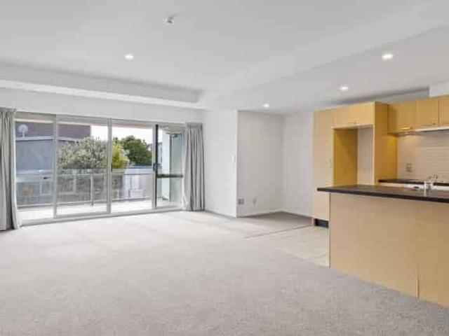 1/400 Durham Street, City Centre