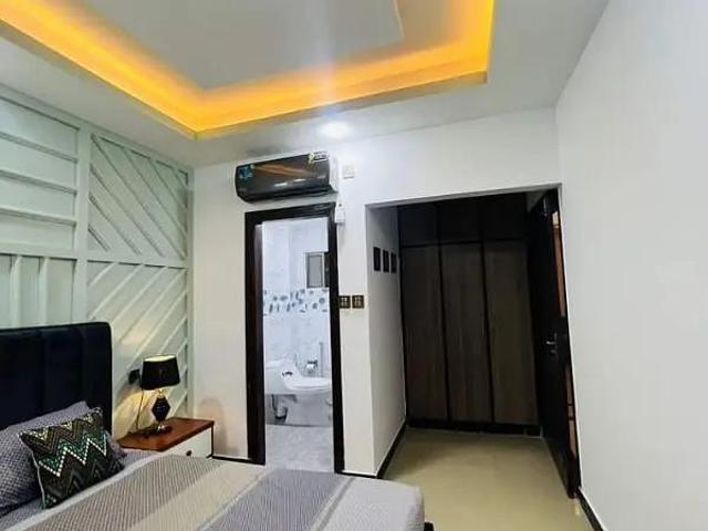 1400 Ft² Flat for Rent