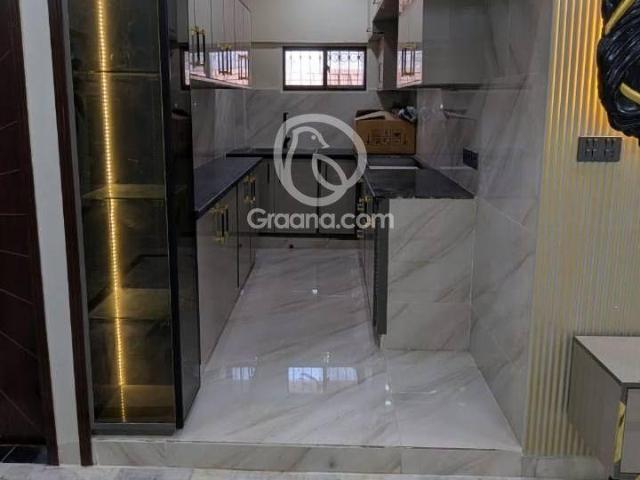 1400 Ft² Flat for Sale