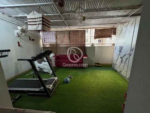 1400 Ft² Flat for Sale