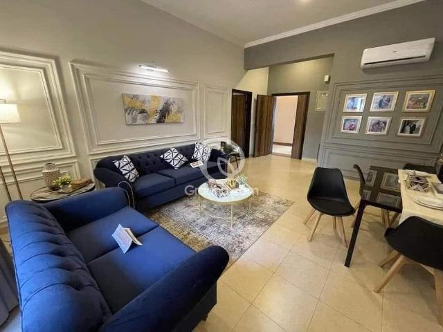1400 Ft² Flat for Sale