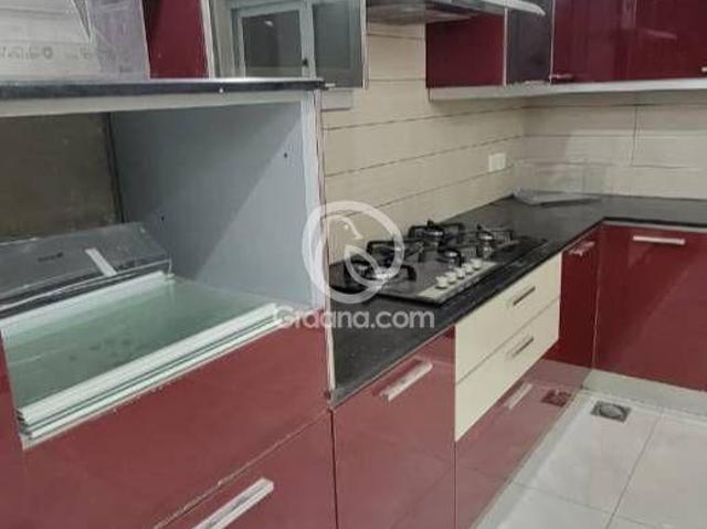 1400 Sq. Ft. Flat for rent