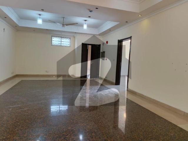 1400 Square Feet Flat for rent in DHA Defence Business Bay DHA