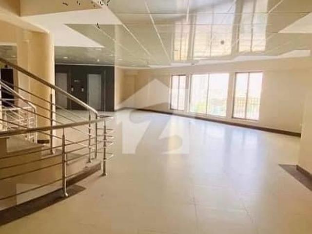 1400sq Ft 2BHK Luxury Flat READY TO MOVE available on cash/ instalments. Paragon Towers Are Available On SALE At Minimum Prices