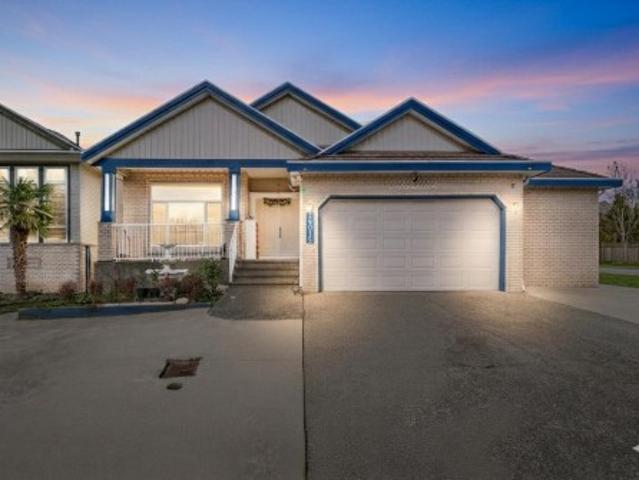 1401 Avenue, Surrey, BC, V3W 1M8 house for sale | Listing ID R3094 | Royal LePage