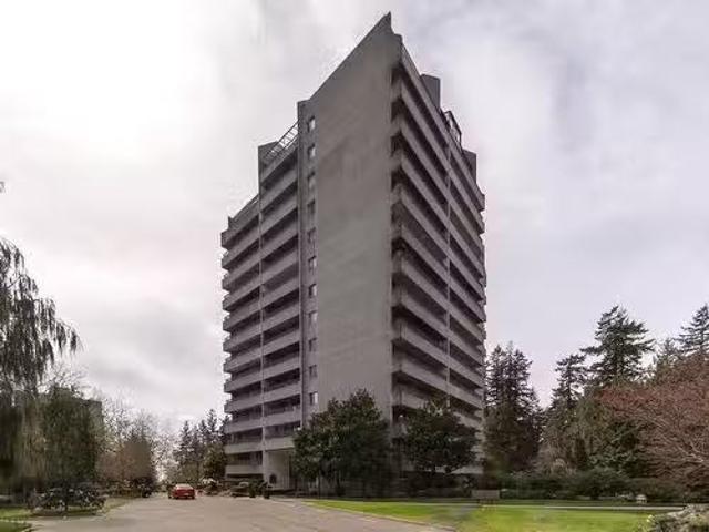 1401 4194 Maywood Street, Burnaby, BC, V5H 4E9 Single Family.